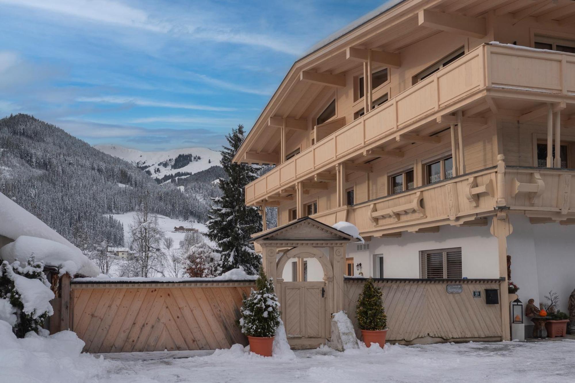Apartamento Alte Bildhauerei Aurach bei Kitzbuehel Exterior foto