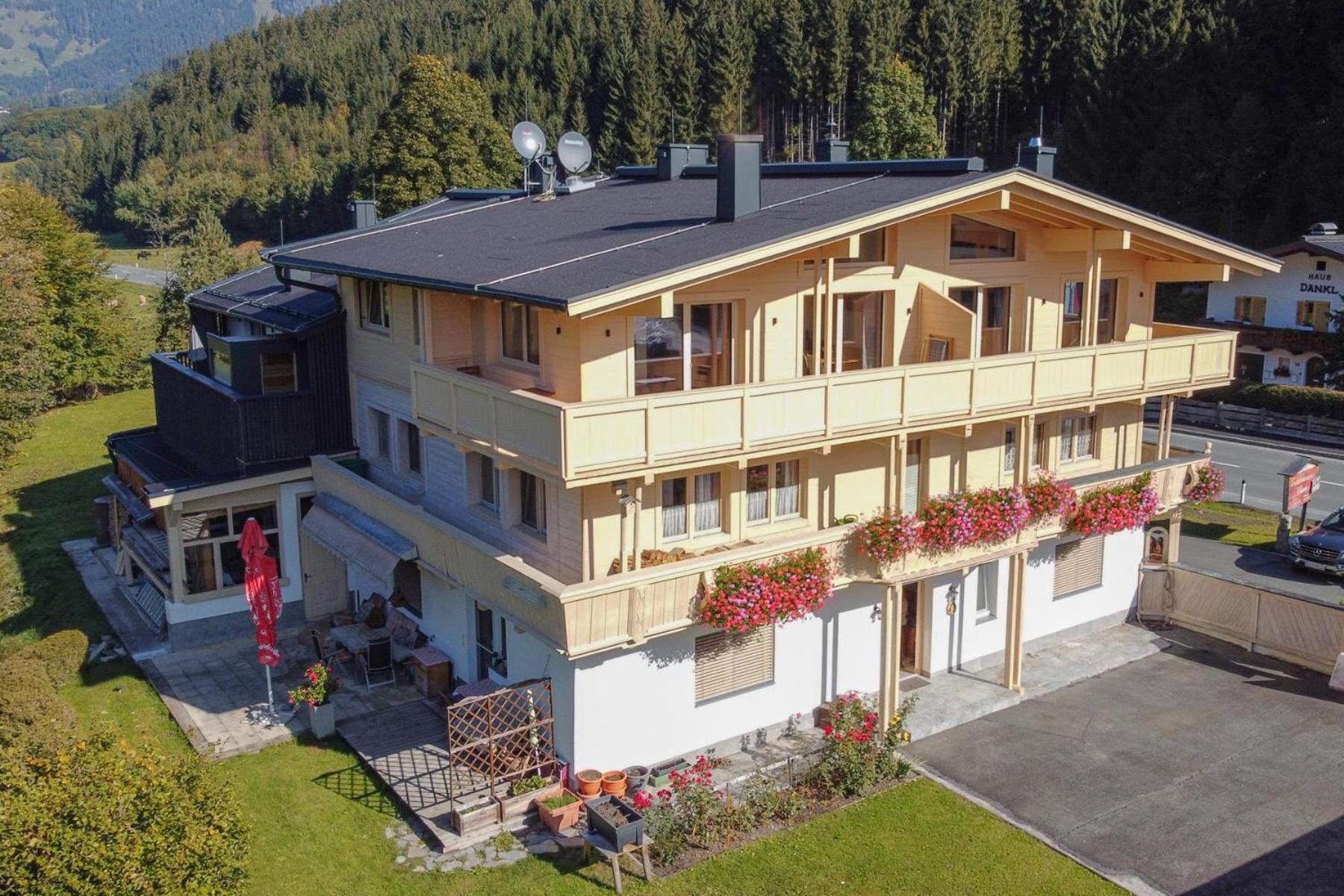 Apartamento Alte Bildhauerei Aurach bei Kitzbuehel Exterior foto